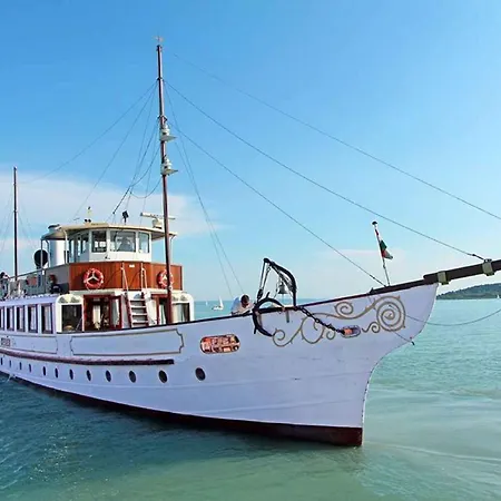 Homes In - Balaton 43405