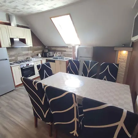 Homes In - Balaton 43405