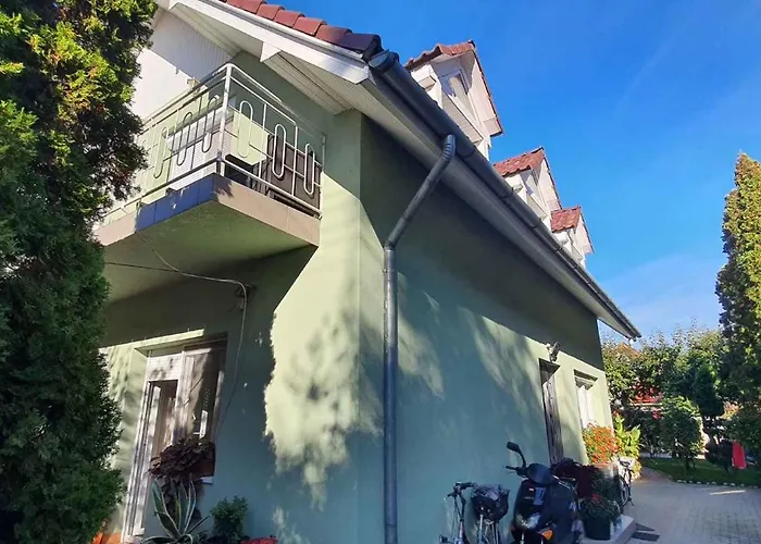 Homes In - Balaton 43405 בית נופש *