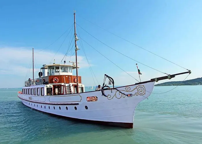 Homes In - Balaton 43405