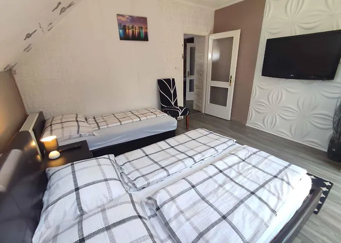 Homes In - Balaton 43405 *