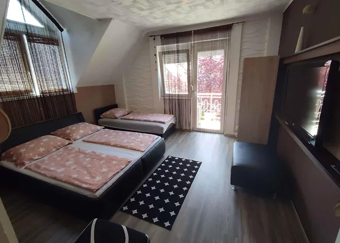 Homes In - Balaton 43405 בית נופש